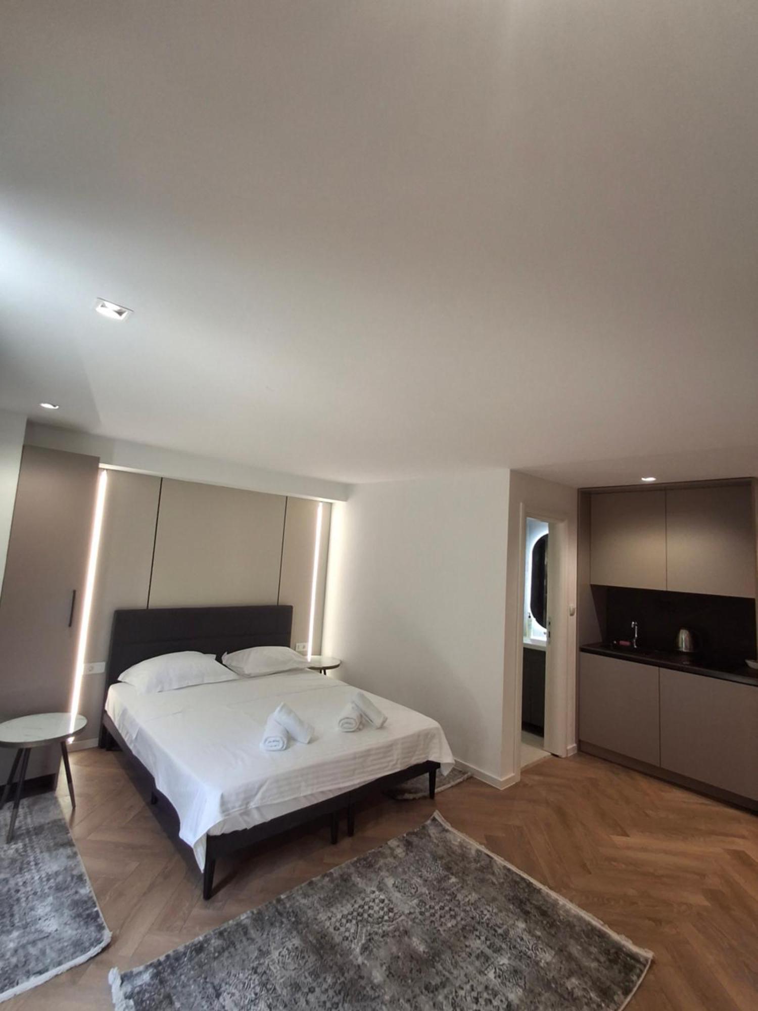 Executive Suites By Modern Living Skopje Exterior photo